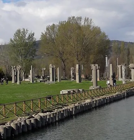 Sul Lago